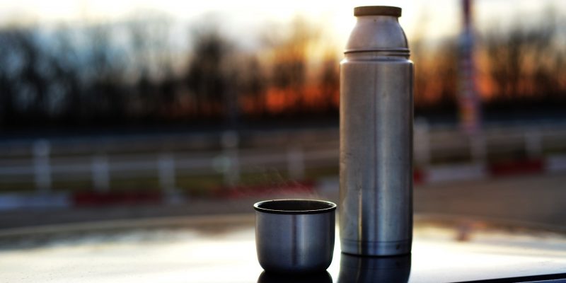 how-to-clean-a-thermos-featured